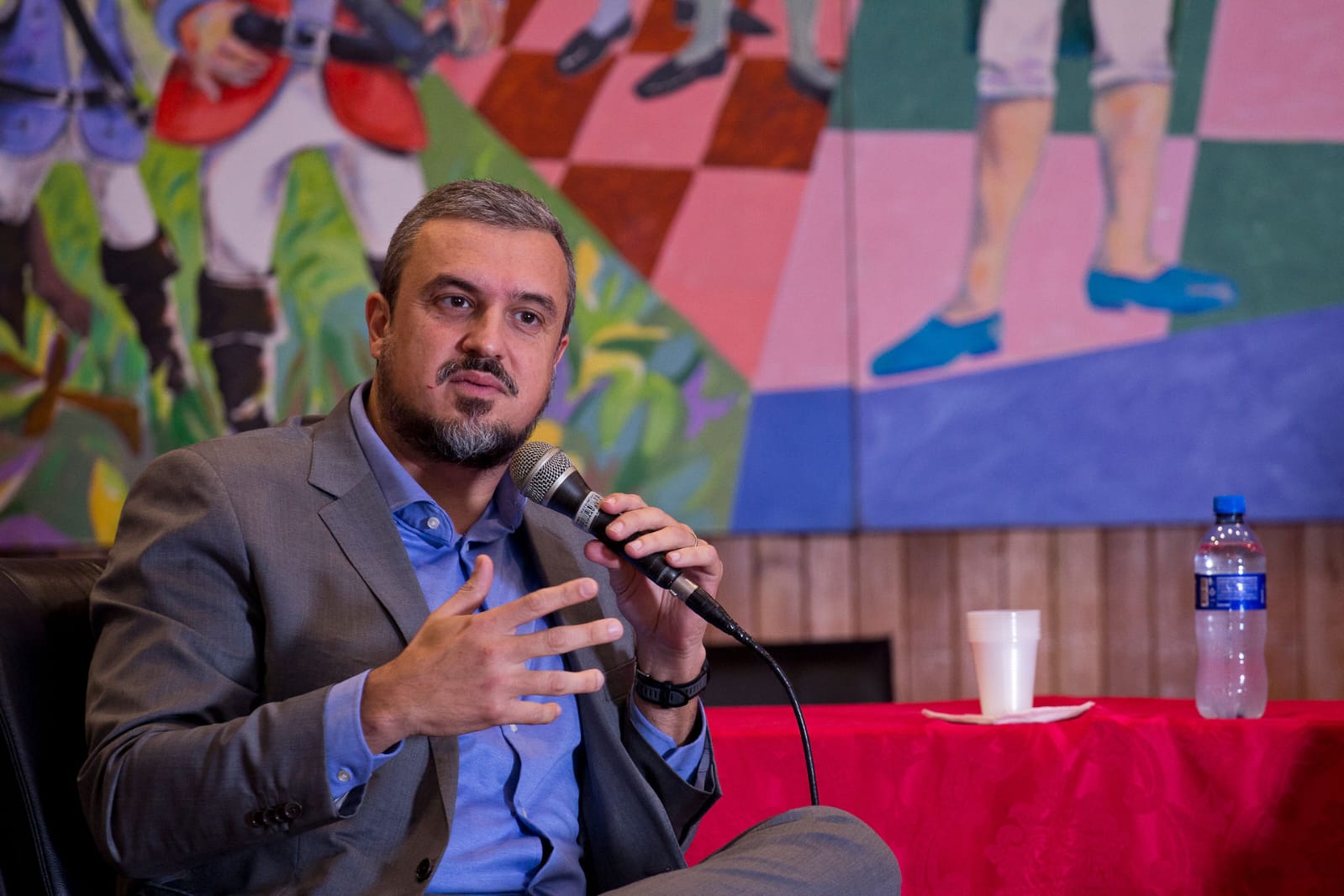 Sócio em evento acadêmico